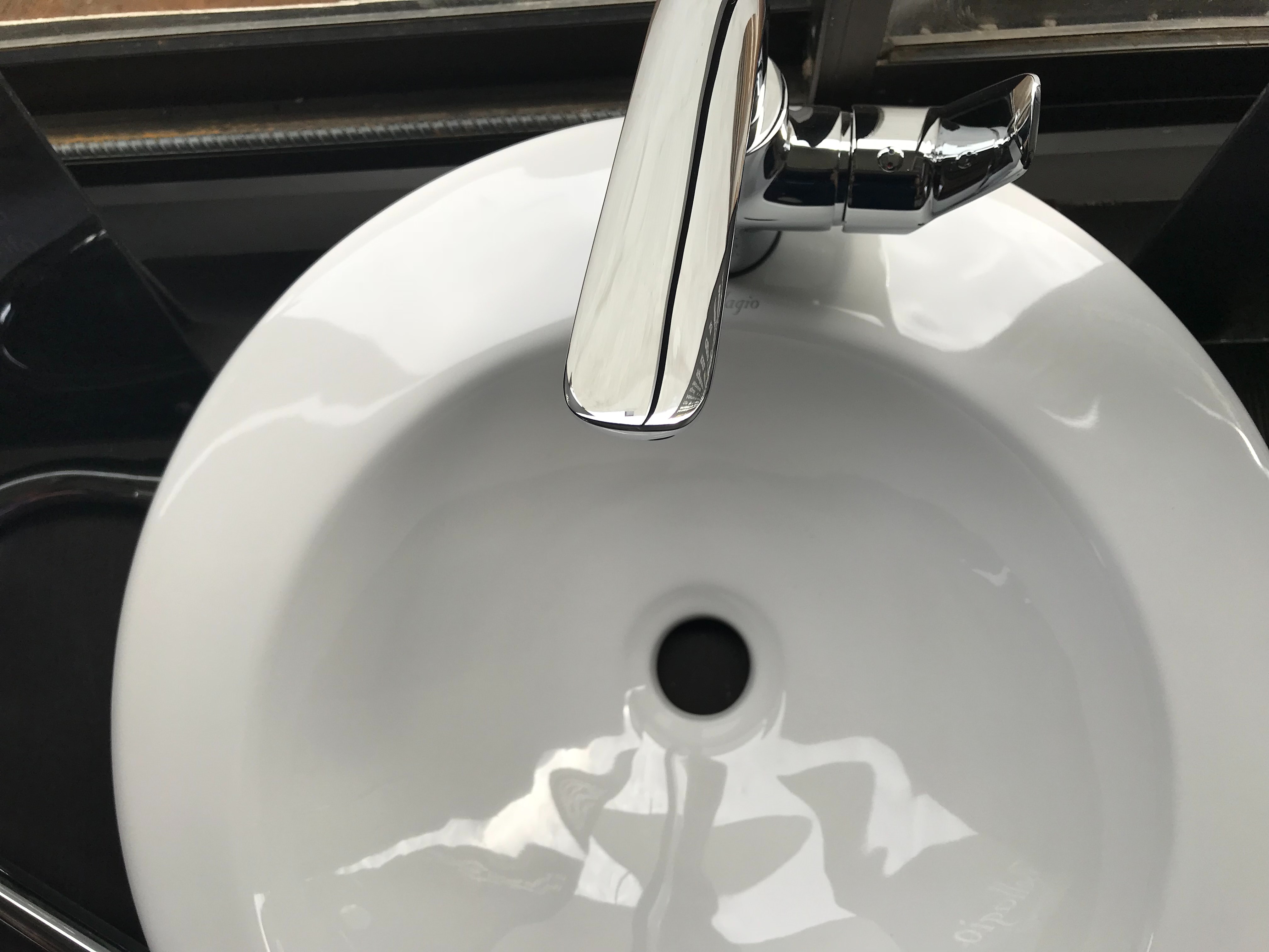 Comment changer une bonde de lavabo ? - iSi-Bricole