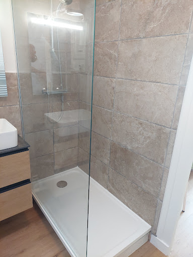 APLOMBELEC (Plombier Electricien Salle de bain)