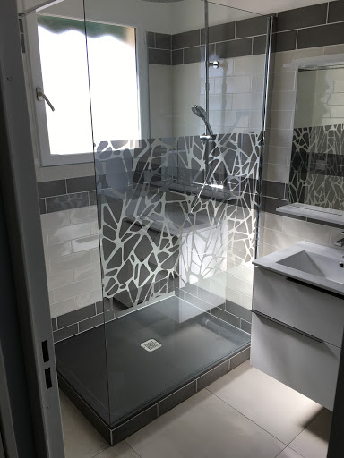 DX RENOVATIONS