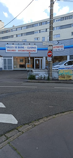 SARL PIERRE DARTHEVEL
